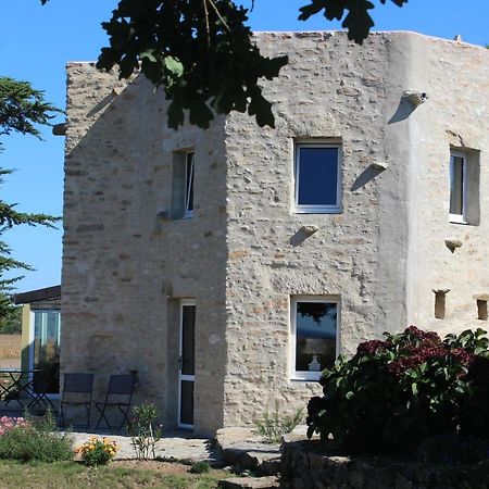 La Tour Du Bois Dormant Bed & Breakfast Plozevet Bagian luar foto